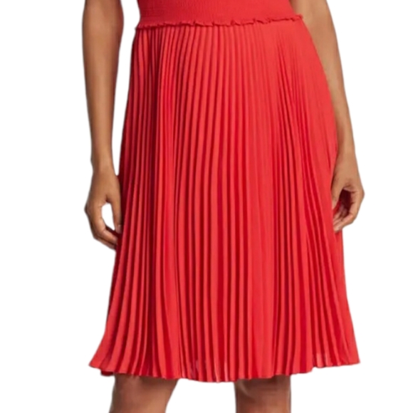 nanette NANETTE LEPORE Pleated Sleeveless Dress in Crimson Ruby - Picture 16 of 16